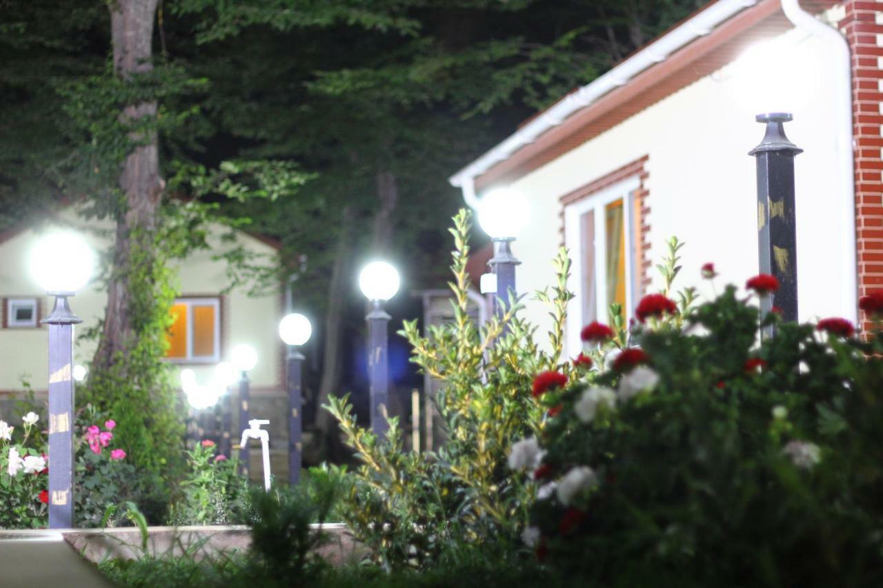 Selena Hotel Qusar Exterior photo
